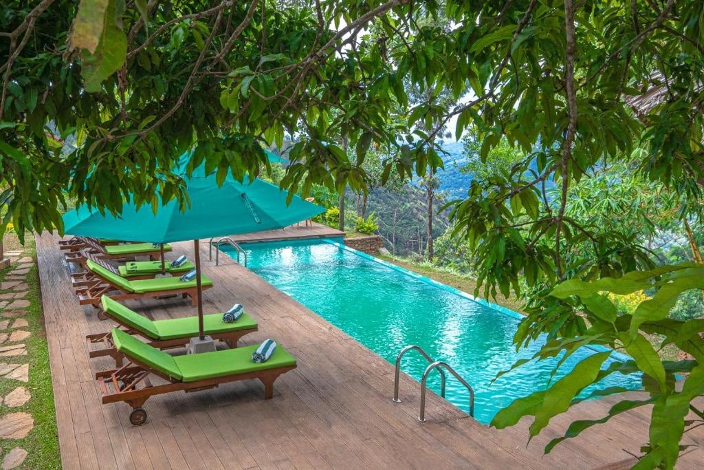 Chill Ville View Point Hotel pool terrace in Ella