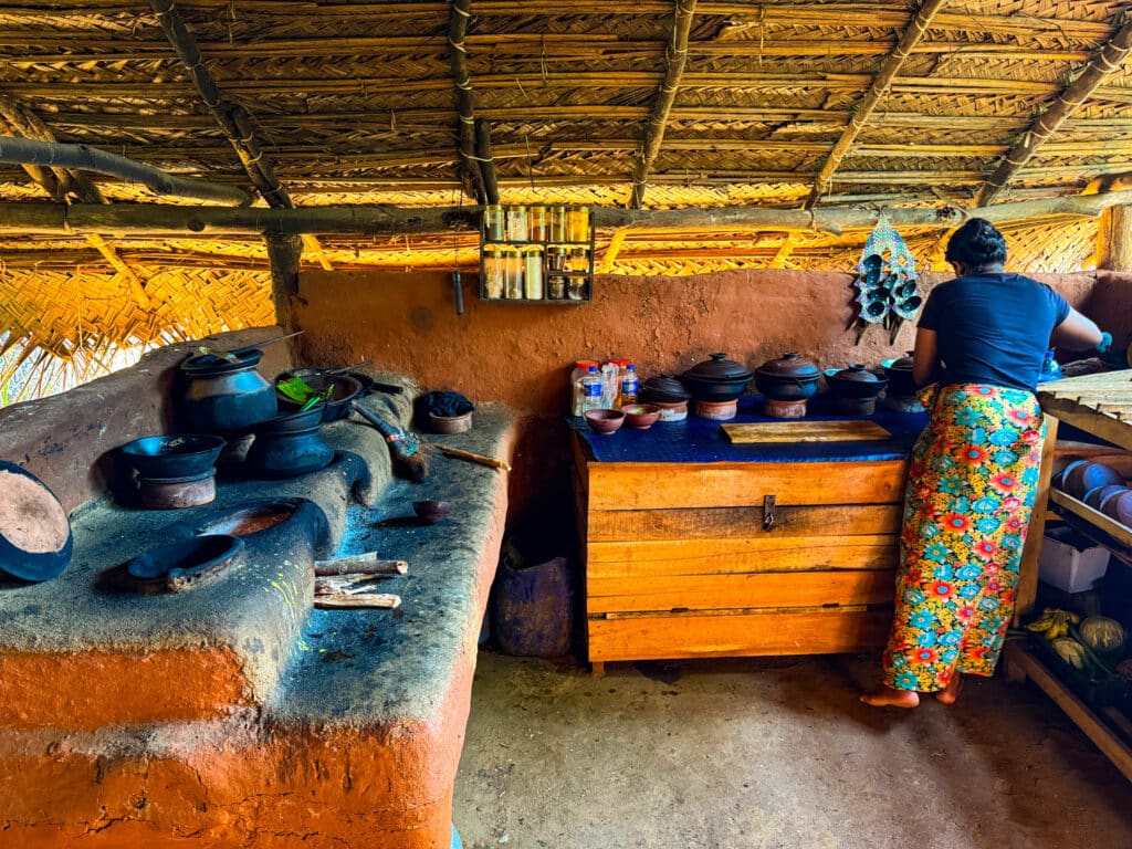 Weather in Sri Lanka in March: Complete Travel Guide & Climate Overview 3 Traditional Sri Lankan clay kitchen where a local woman prepares food in a village near Sigiriya in the Cultural Triangle.
