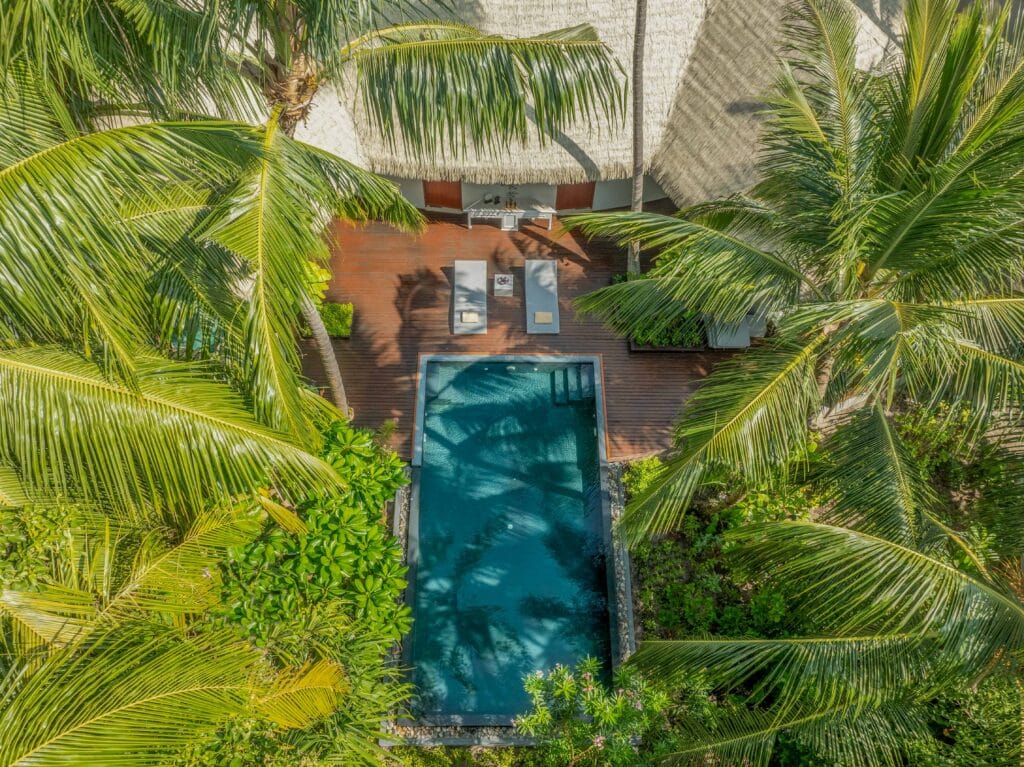 몰디브 최고의 웰니스 리조트: 스파 & 웰빙 리트릿 Top 10 16 Dusit Thani Maldives Spa Wellness Pavillion Aerial