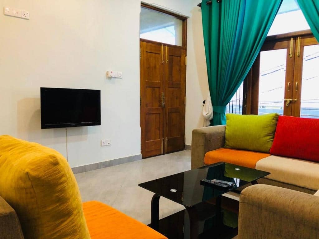 Les meilleurs hôtels à Kandy : où séjourner pour tous les budgets 15 Hansons Homestay Kandy, un hébergement familial sri-lankais avec jardin