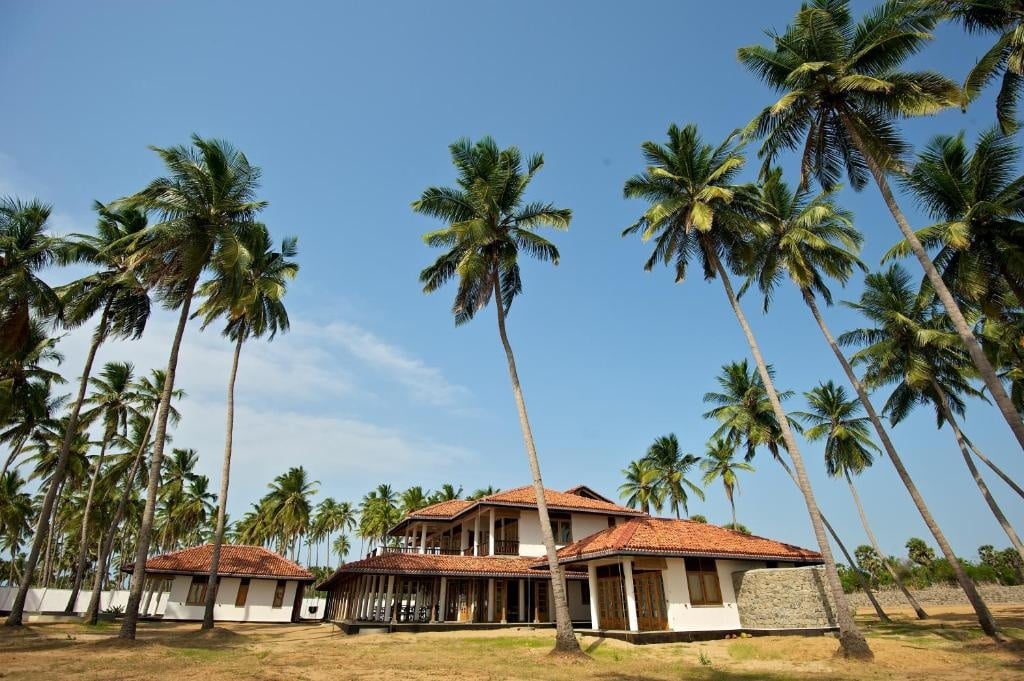 I migliori hotel sulla spiaggia in Sri Lanka: Costa Sud vs Costa Est 18 Jetwing Kottukal Beach House, hotel boutique ad Arugam Bay, destinazione top per il surf in Asia