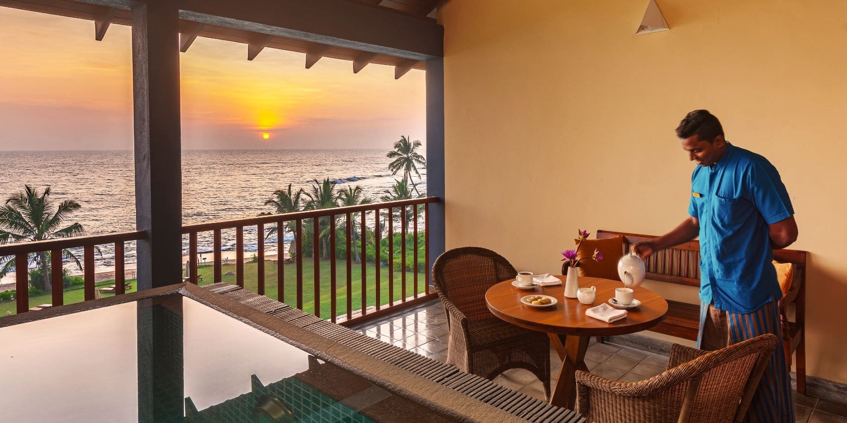 I migliori hotel sulla spiaggia in Sri Lanka: Costa Sud vs Costa Est 5 Jetwing Lighthouse, hotel su un promontorio roccioso fuori Galle progettato da Geoffrey Bawa con vista sull'oceano