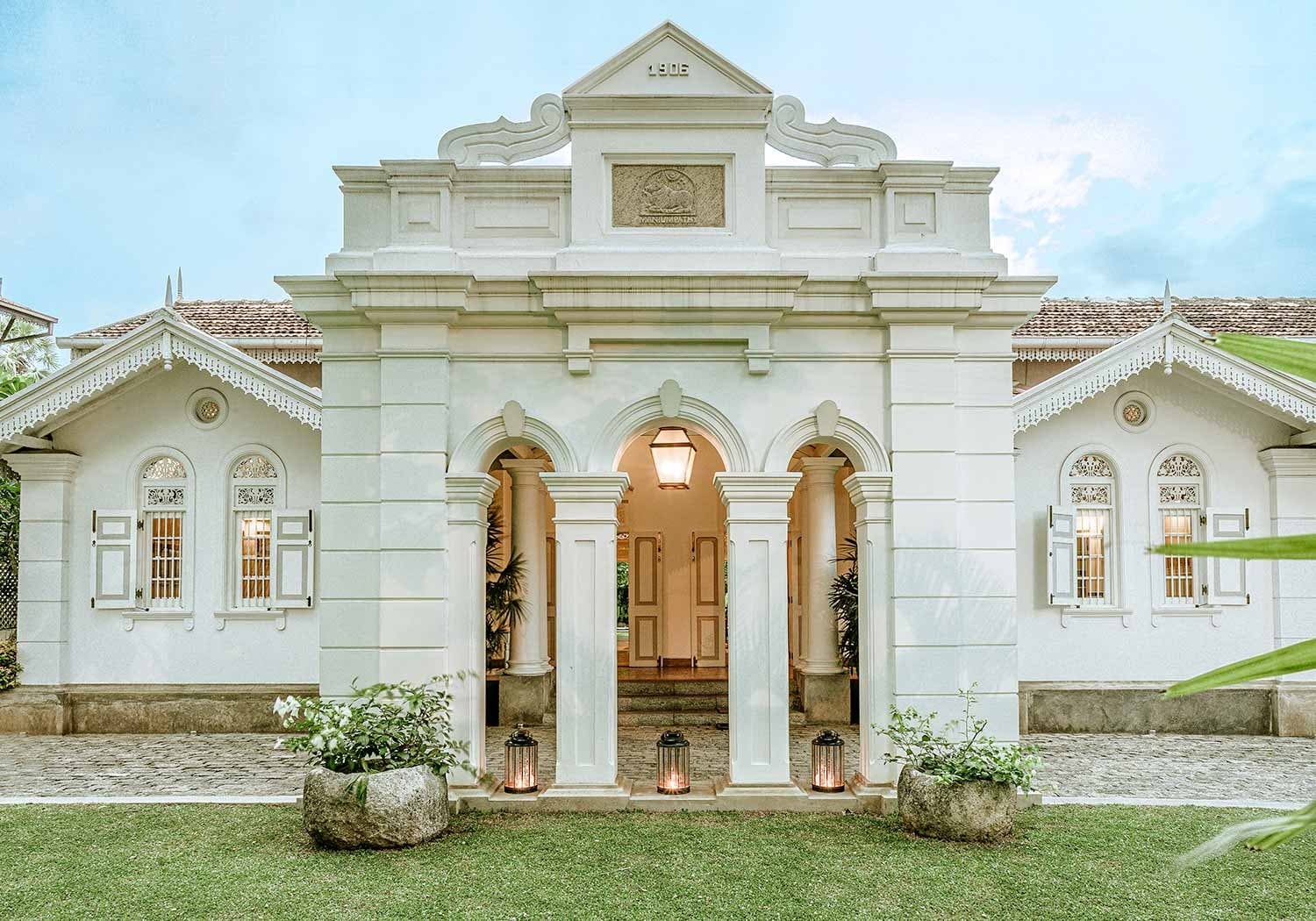 Best Hotels in Colombo & Negombo: Where to Stay at the Start or End of Your Sri Lanka Trip 4 Maniumpathy Hotel Colombo boutique property with elegant interiors in prime city neighbourhood