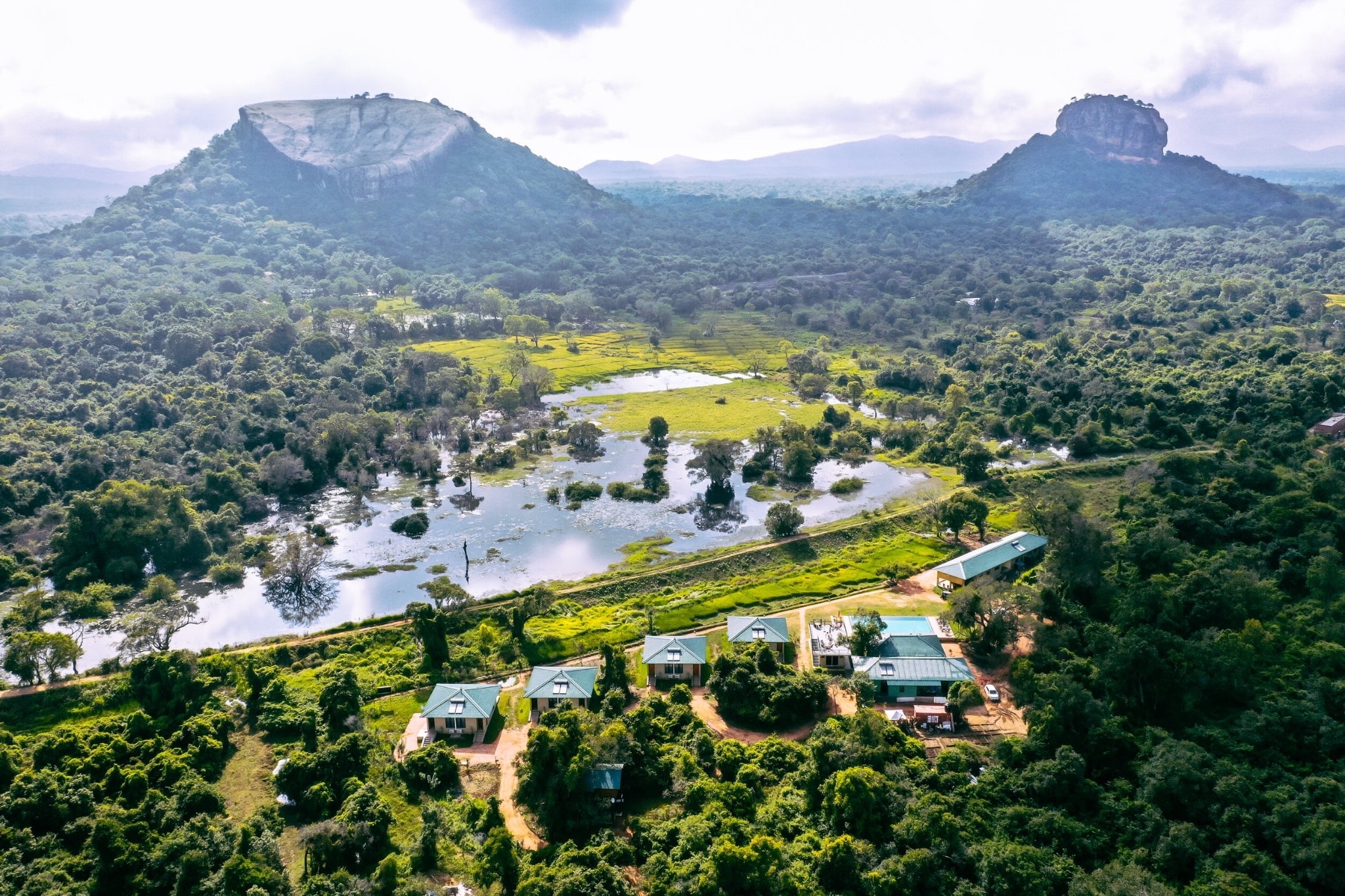I migliori hotel a Sigiriya: le soluzioni ideali per ogni budget 5 Sigiriya King's Resort, eco lodge sulle rive dell'Halmilla Lake con sole 9 camere