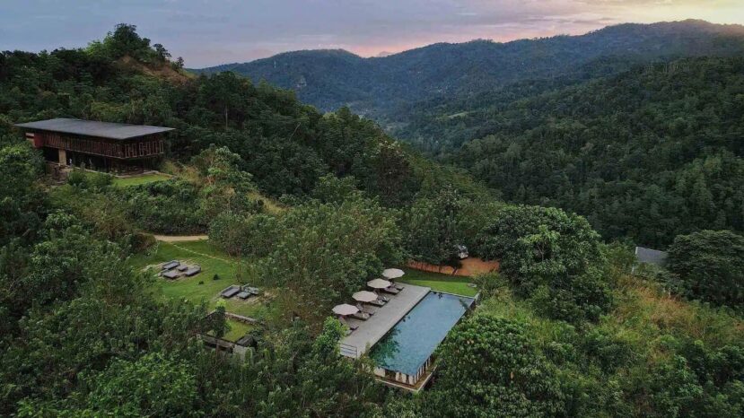 I migliori hotel benessere in Sri Lanka: le scelte top per Ayurveda, yoga e riposo profondo 1 Santani Wellness Resort Kandy migliori hotel benessere nello Sri Lanka con vista sulla valle di montagna
