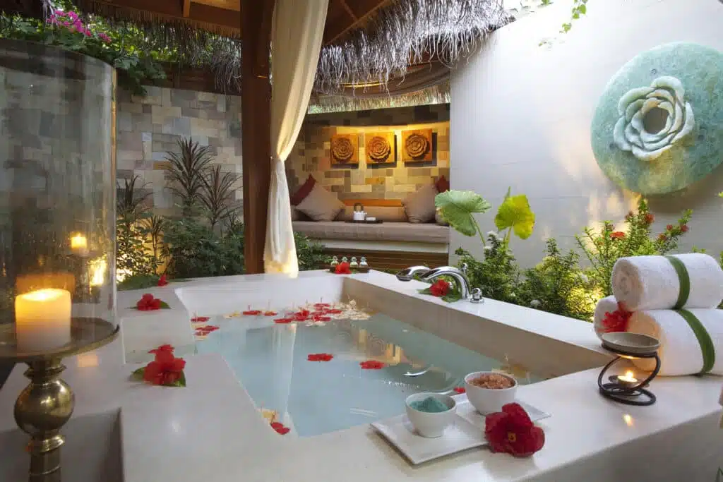 Os Melhores Resorts nas Maldivas para Estadias Curtas: Escolhas de 3 a 5 Noites 16 ©Baros Maldives Spa Relaxation Area HR