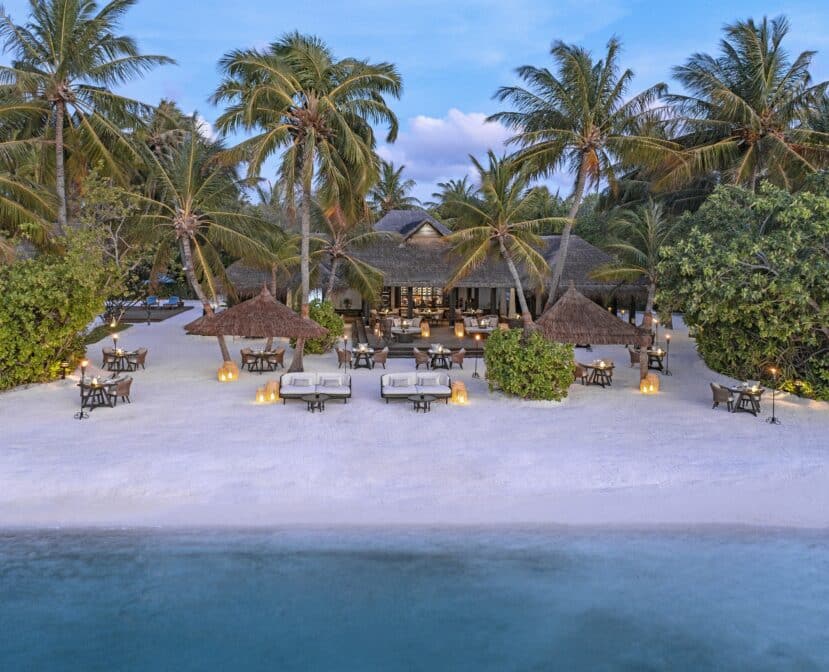 North and South Malé Atoll Guide (Kaafu Atoll): Resorts, Local Islands & Everything You Need to Know 28 Naladhu Private Island South Malé Atoll exclusive beach house with ocean views