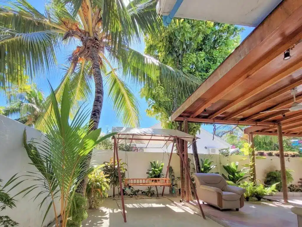 Thoddoo Maldives: The Complete Guide to the Watermelon Island 4 Alesara Guesthouse Thoddoo with comfortable rooms and tropical island setting