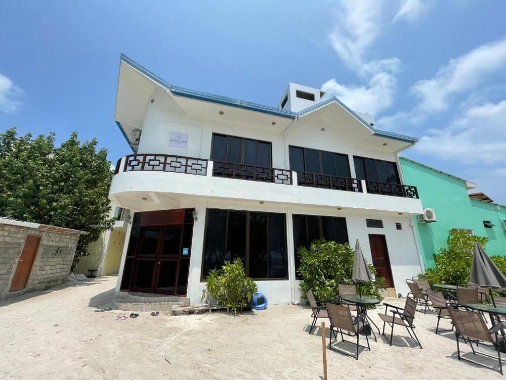 Gulhi Maldives: Affordable Local Island Close to Malé 5 Beach Walk Villa Maldives Gulhi Maldives guesthouse with beachfront setting and island charm
