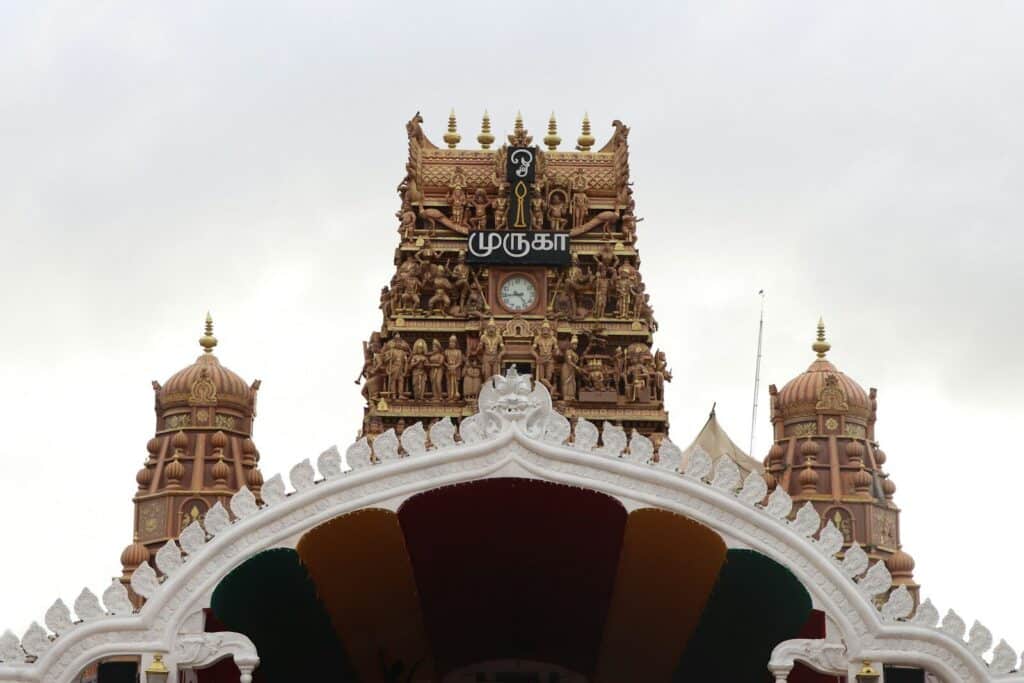 Northern Sri Lanka: Culture, Travel & What to Expect 3 Nallur Kandaswamy Temple white and gold gopuram rising above Jaffna