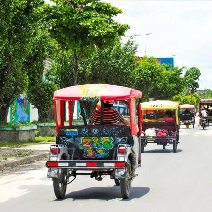 local tuk tuk in sri lanka